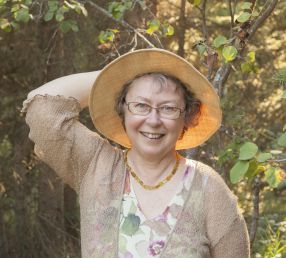 Aug. 2015 hat cropped